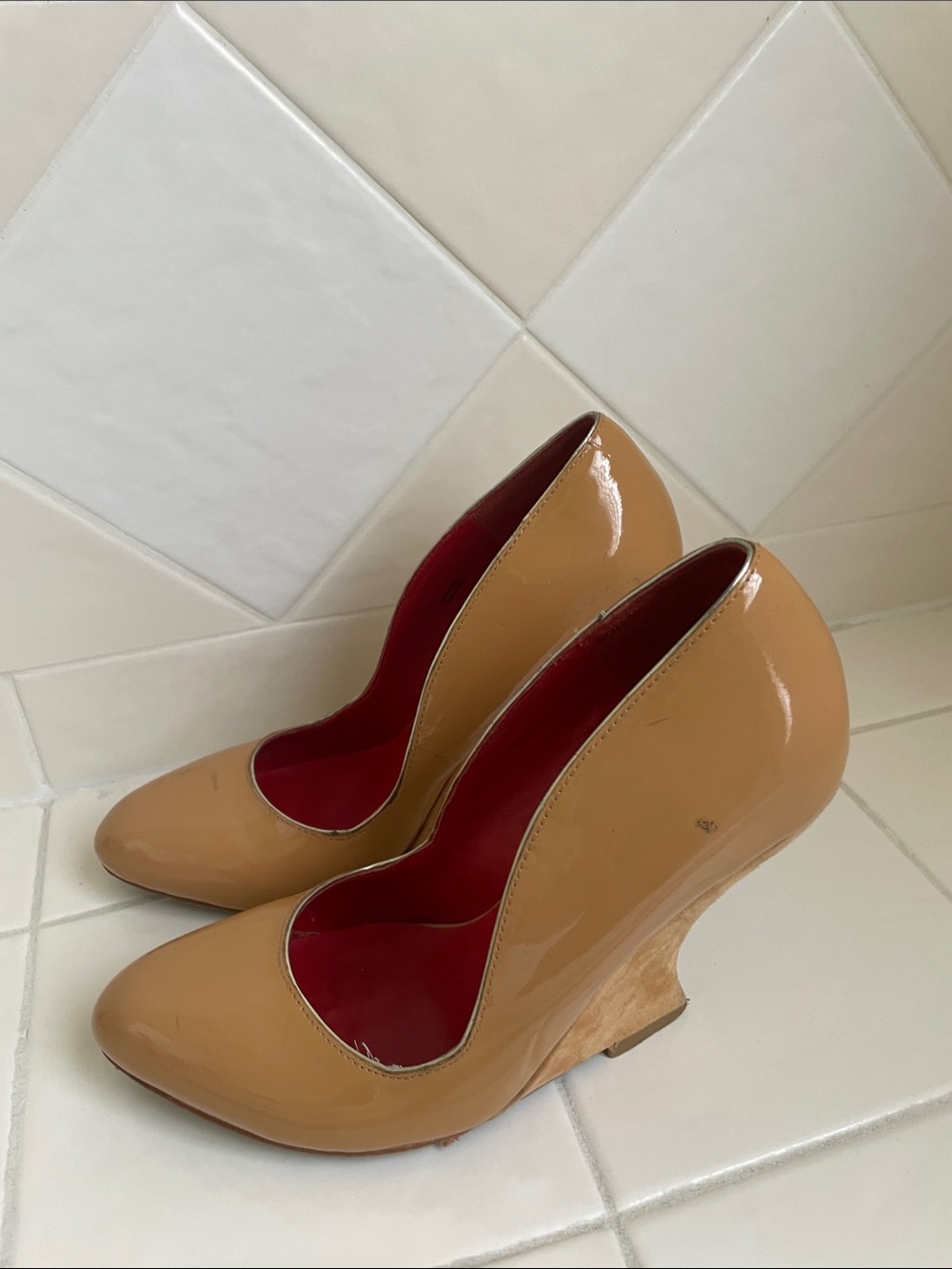 Charles Jourdan Nude Patent Leather Sculpted Wedge Heels with Red Lining